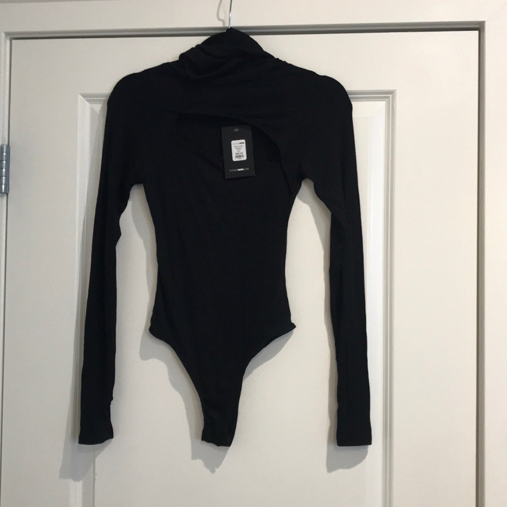 Long sleeve body suit
